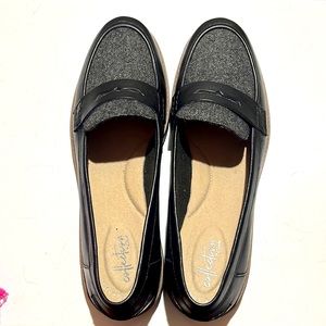 Clarke’s Size 11 Ultimate Comfort Loafers